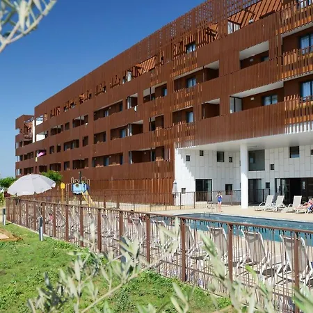 2p C 6p Terra Gaia Resort Sète